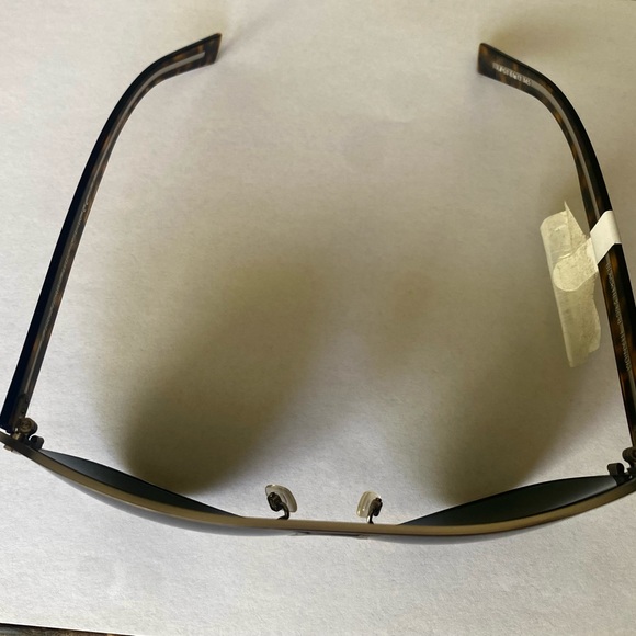 CD Sunglasses - Picture 3 of 8